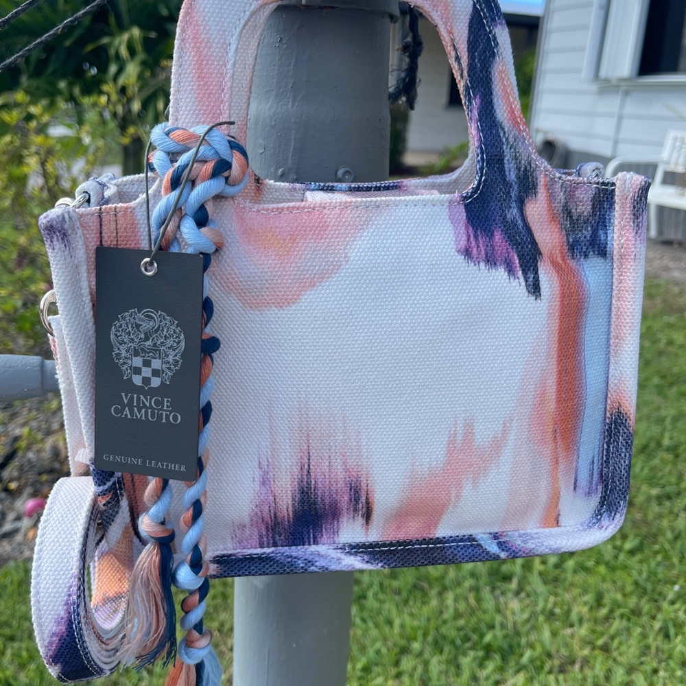 VINCE CAMUTO Printed Small Canvas Tote-Oriel In Blooming Brush - Picture 10 of 13